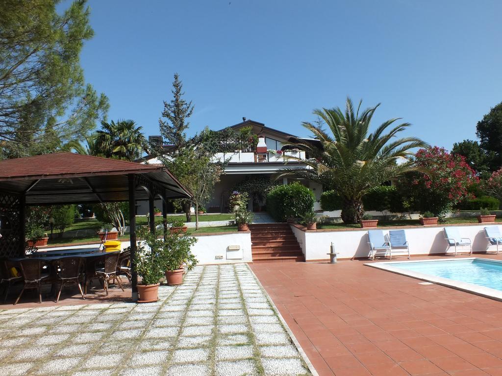 Villa Serena Ассизи Номер фото